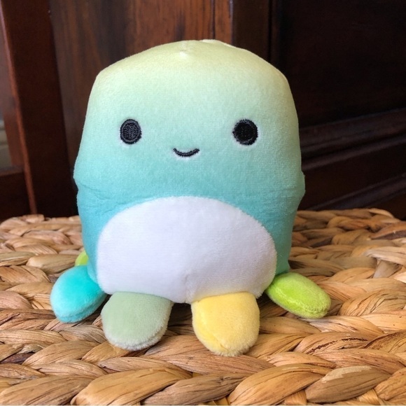 Squishmallows Mystery Capsule: Oldin the Octopus in 4" - Picture 2 of 5